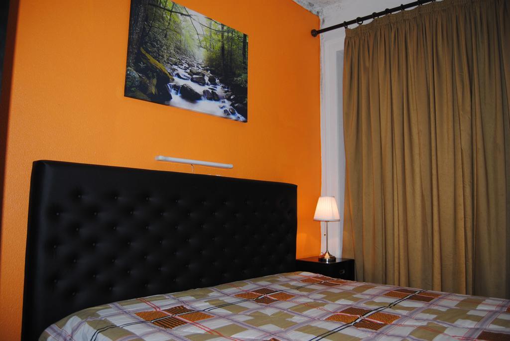 Hotel Pensao Beira Minho Lissabon Zimmer foto