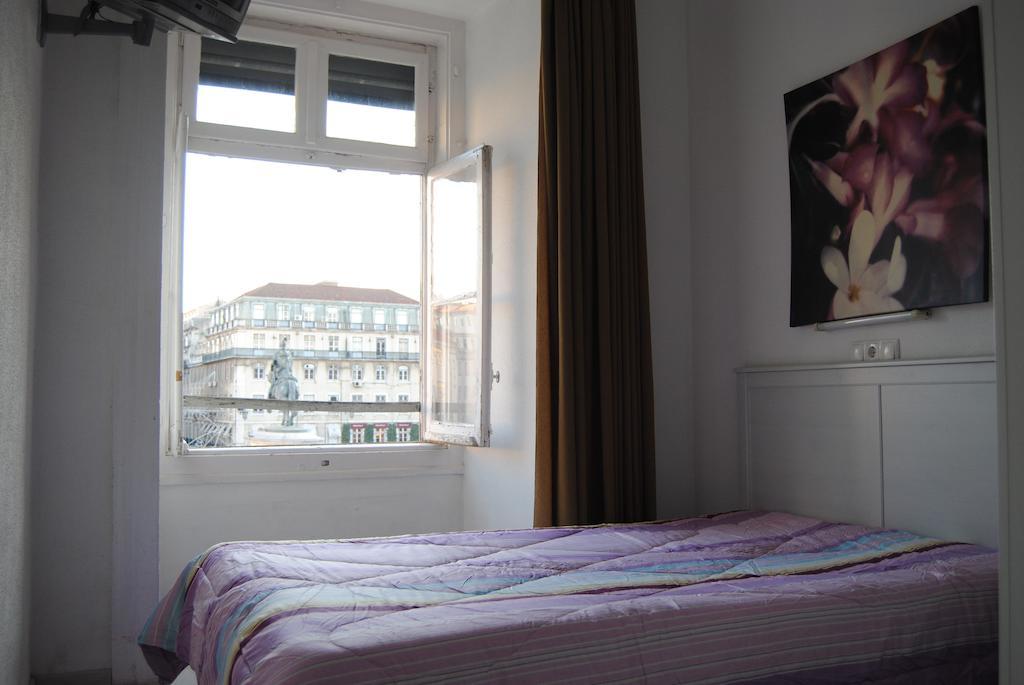 Hotel Pensao Beira Minho Lissabon Zimmer foto